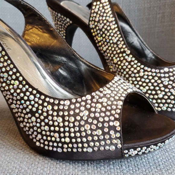 Bella Luna Rhinestone Slingbacks - Picture 2 of 4